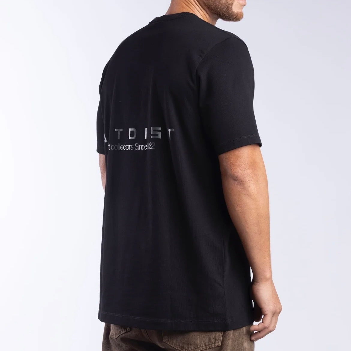 CAMISETA ART DIST COLLECTORS BLACK