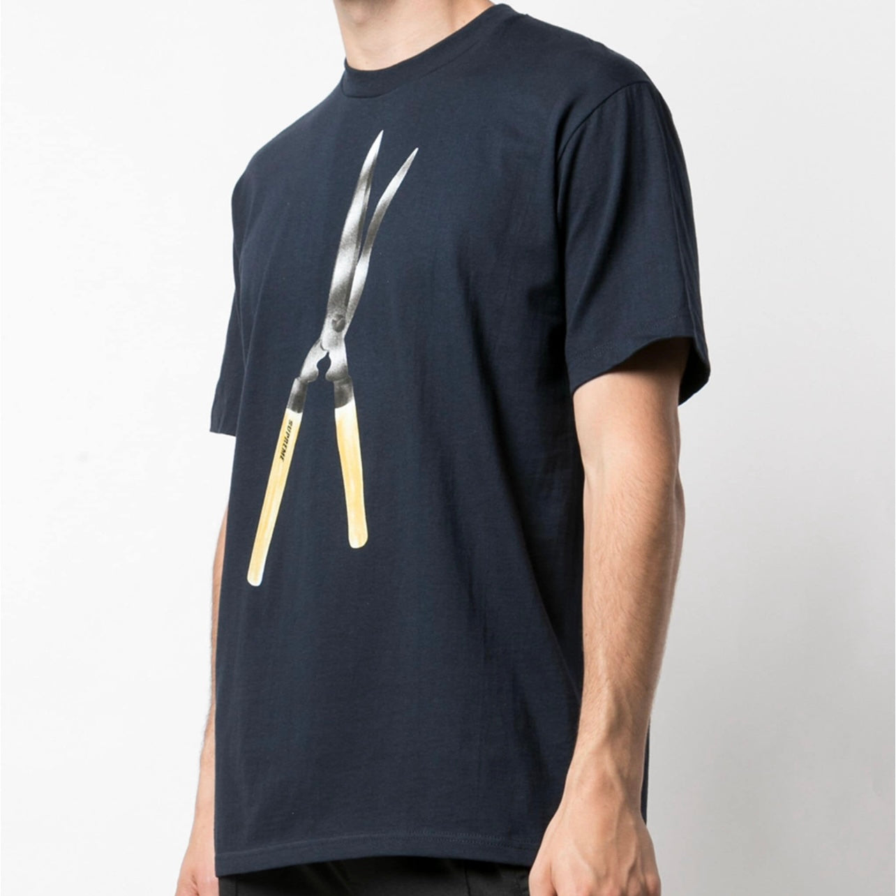 CAMISETA SUPREME AZUL TIJERAS