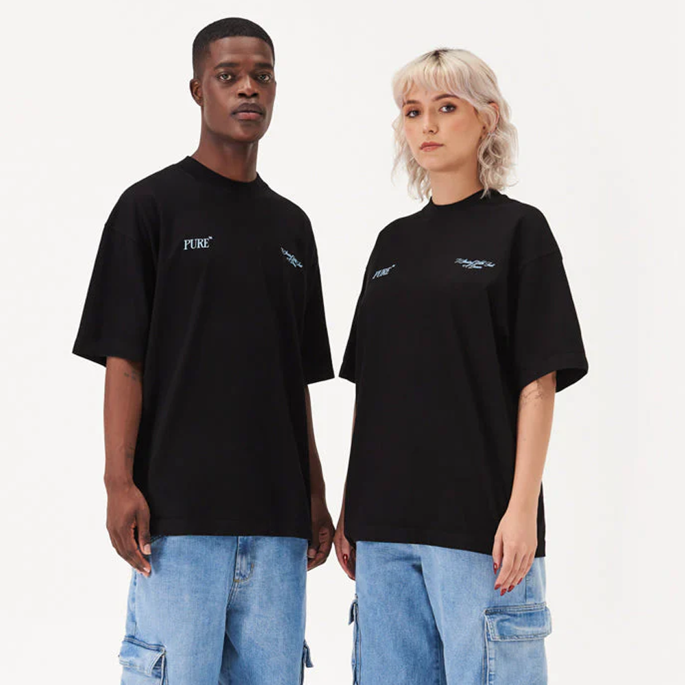 CAMISETA PURE NEGRA AZUL