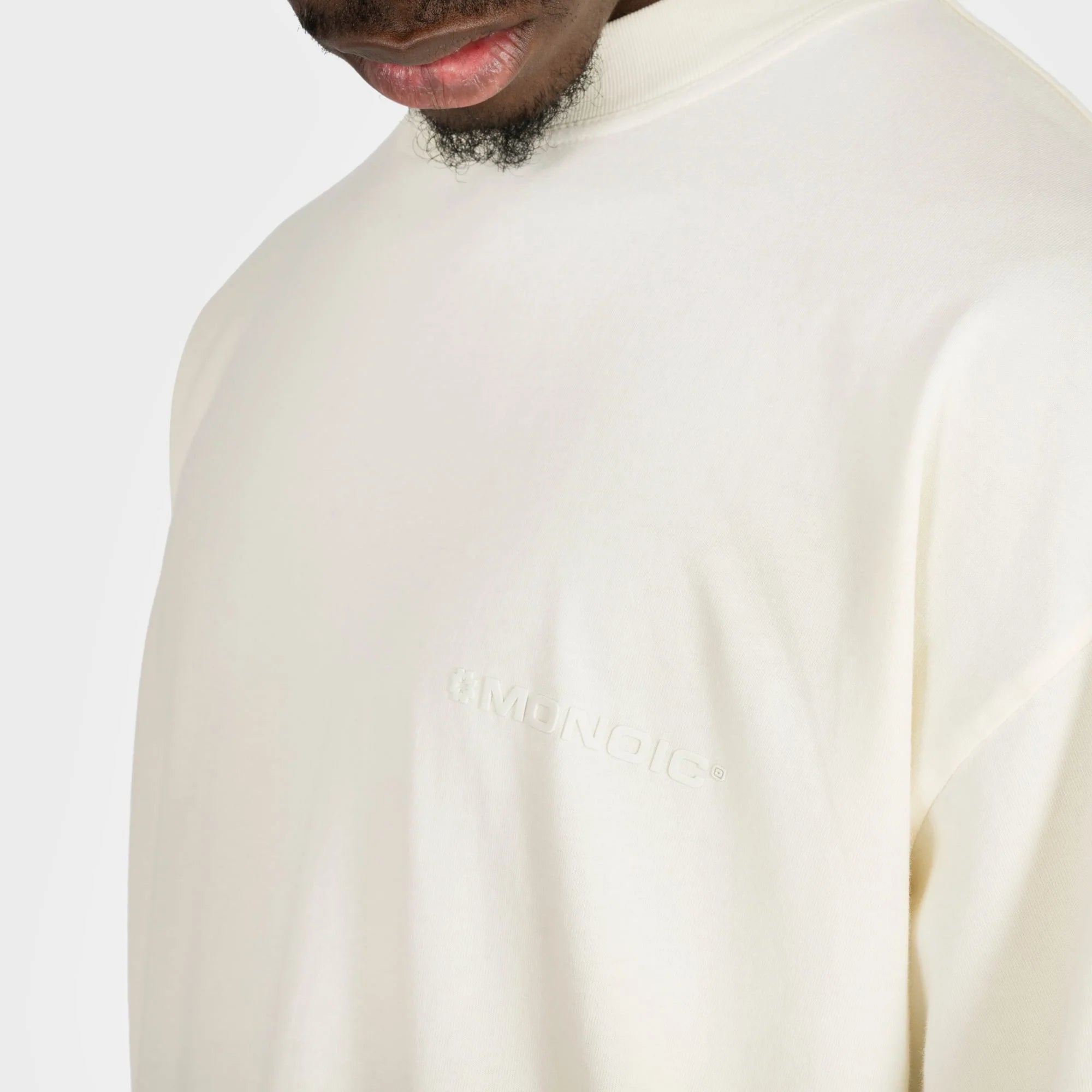 CAMISETA MONOIC BÁSICA CREMA