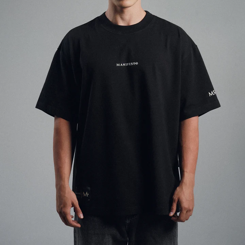 CAMISETA MANIFESTO ROMANTICISMO NEGRA