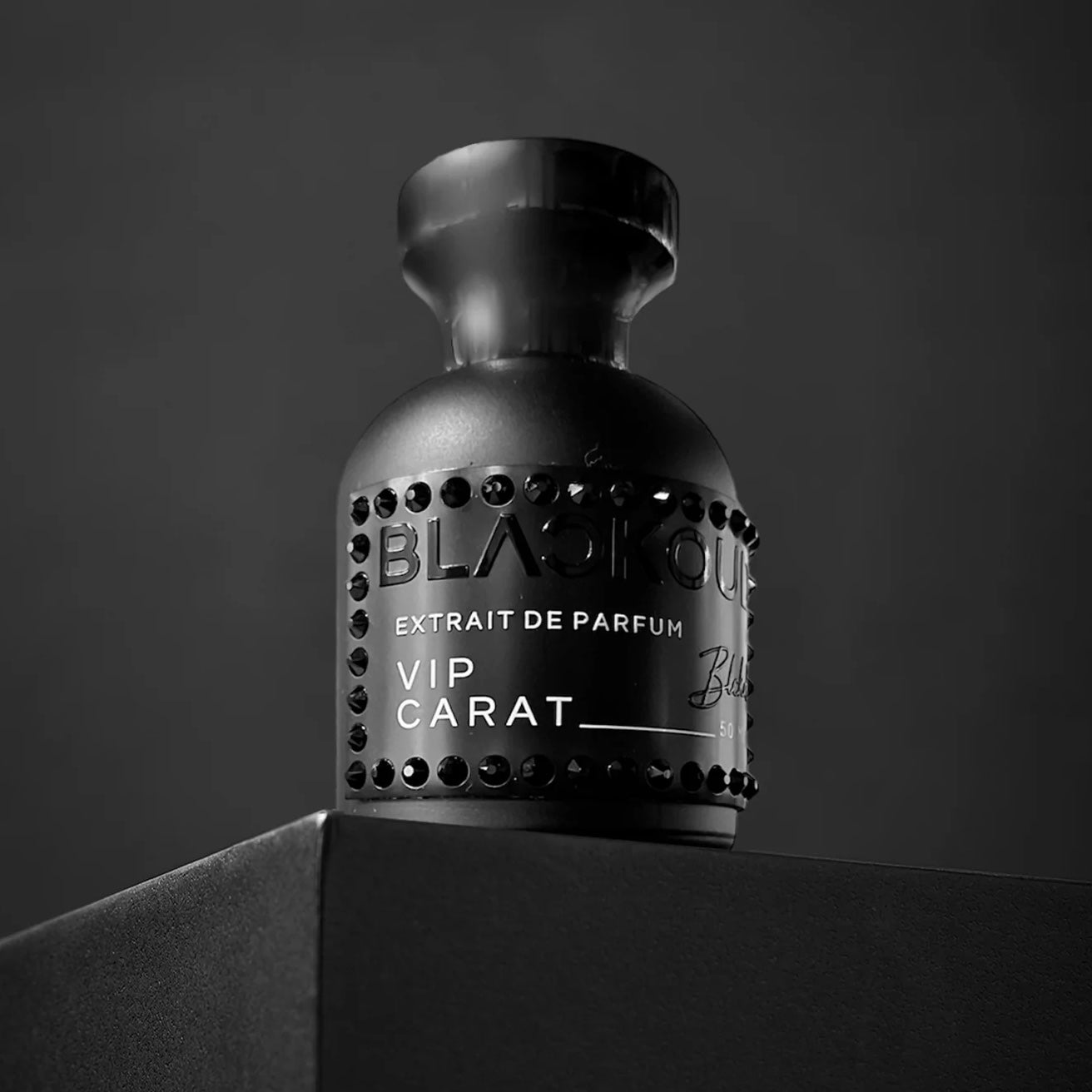 PERFUME BLACK OUD VIP CARAT