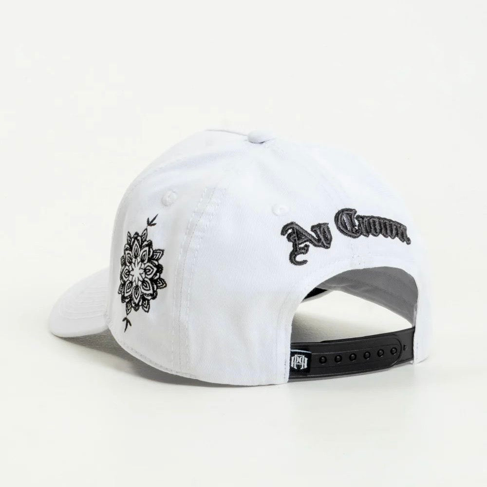 GORRA AP CROWN SANSKRIT
