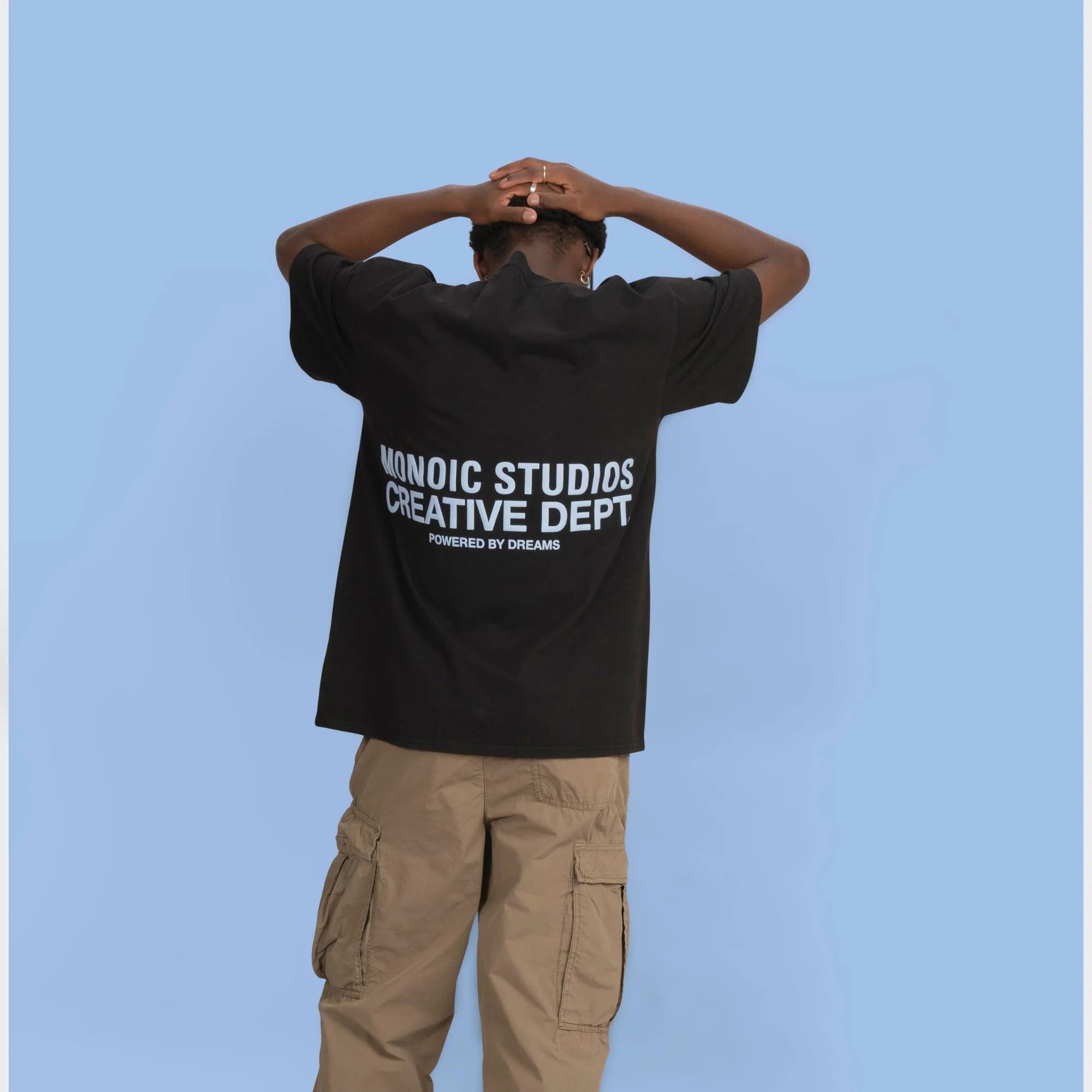 CAMISETA MONOIC CREATIVE DEPT NEGRO Y AZUL