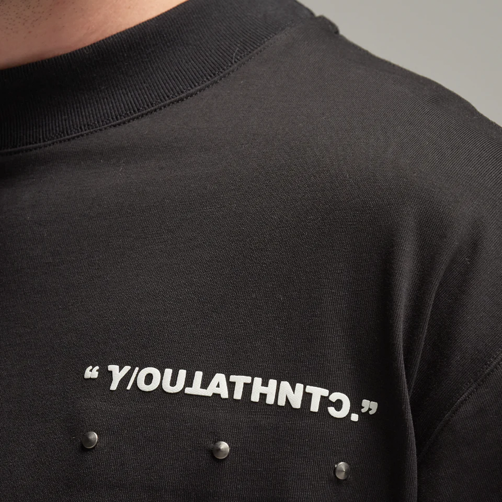 CAMISETA Y-OUT REFLECTION NEGRA