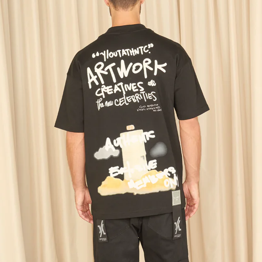 CAMISETA Y-OUT THE DOOR