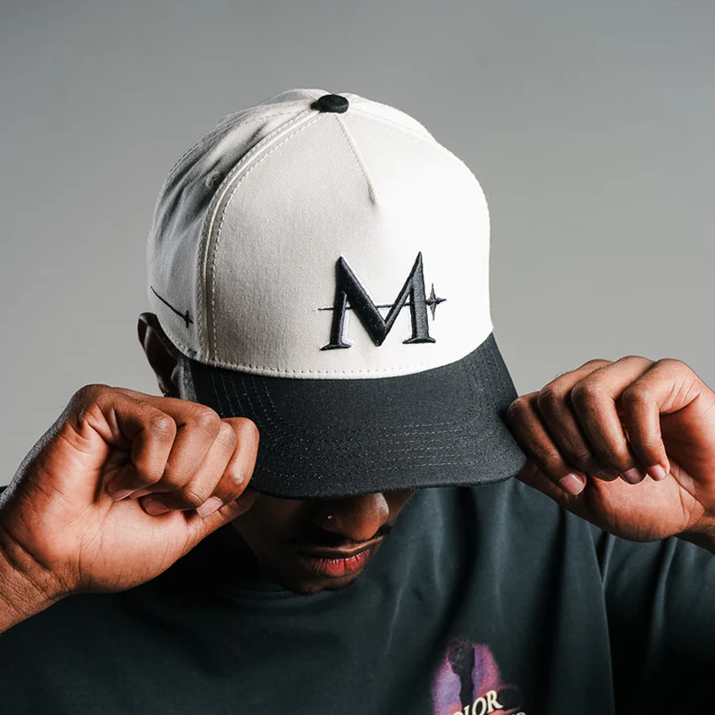 GORRA MANIFESTO PECCATORI VAINILLA