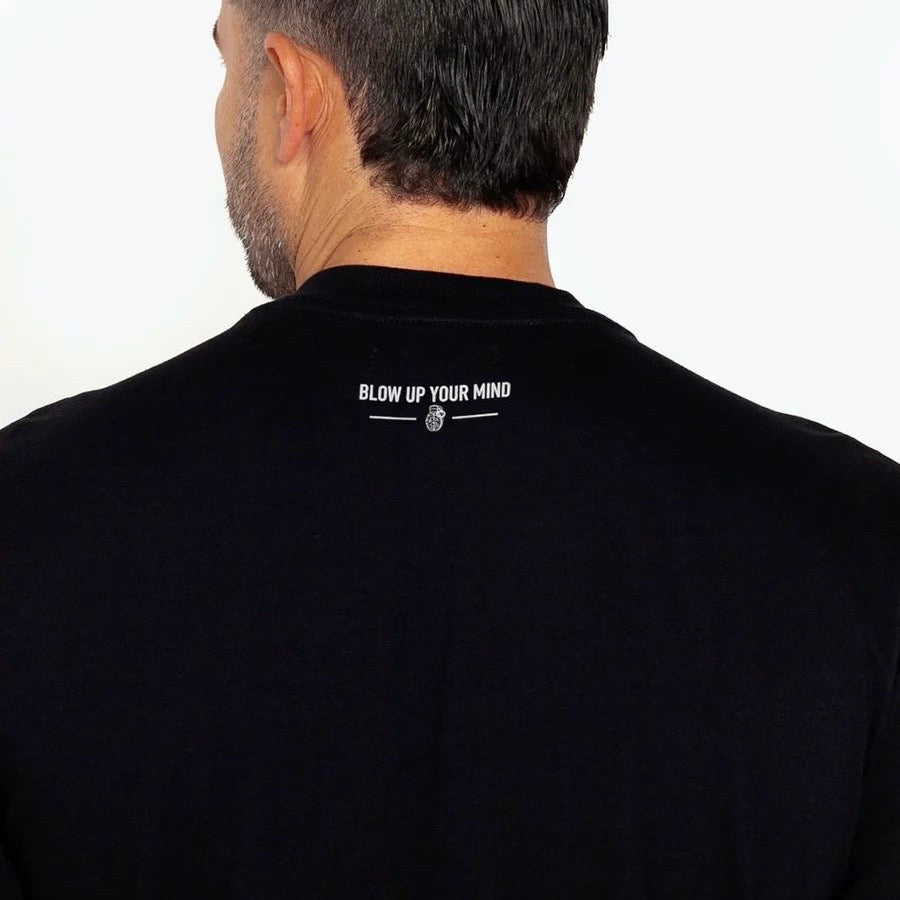 CAMISETA BLOW UP SLIM NEGRA