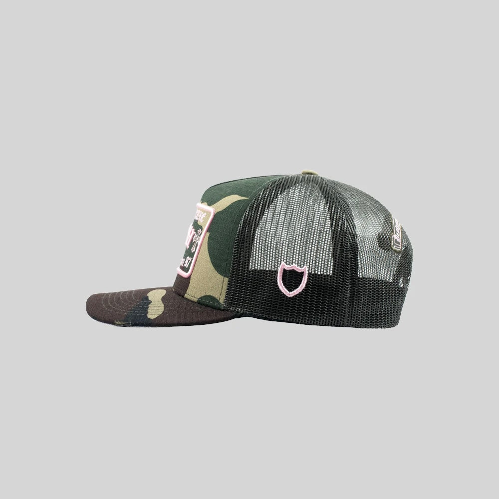 GORRA DOM APPAREL TRUCKER CAMO GREEN PINK