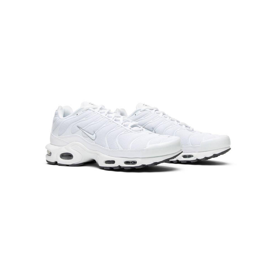 ZAPATOS NIKE AIR MAX PLUS BLANCOS