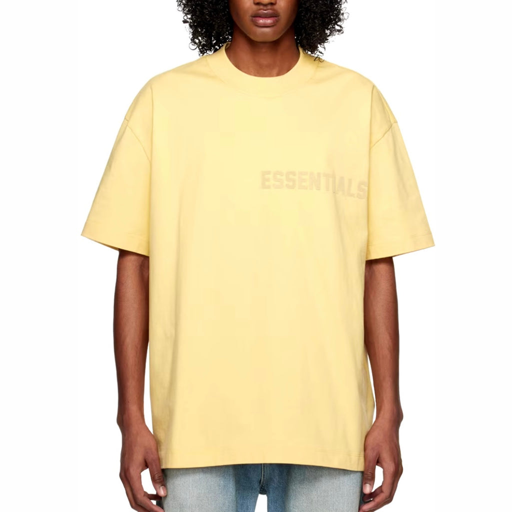 CAMISETA ESSENTIALS MOSTAZA