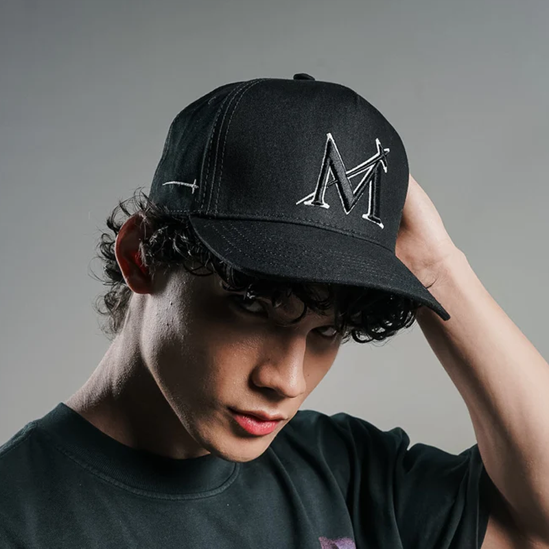 GORRA MANIFESTO PECCATORI NEGRA