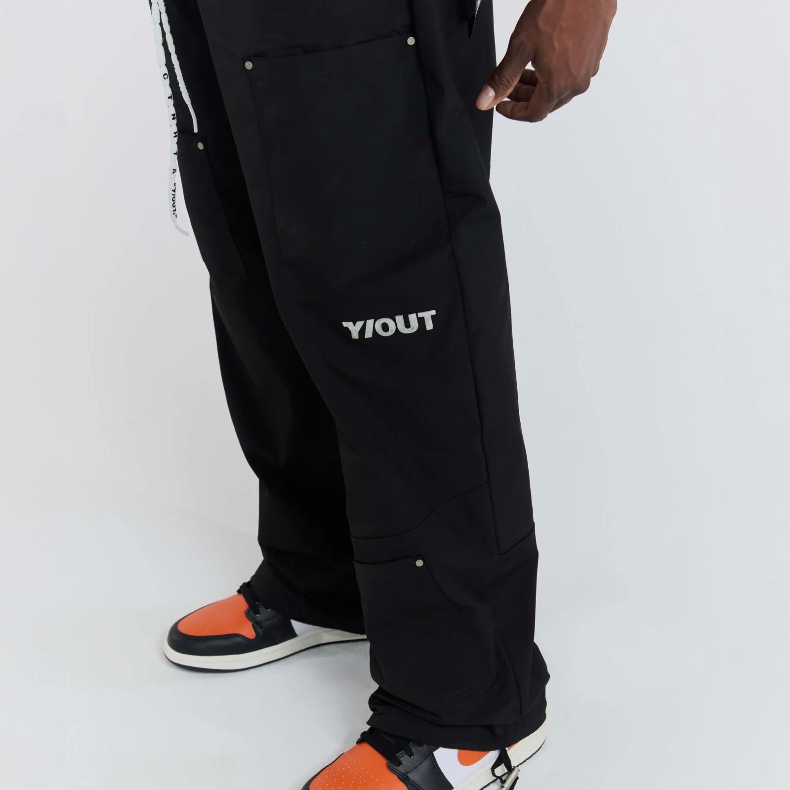 JOGGER Y-OUT TRUNK