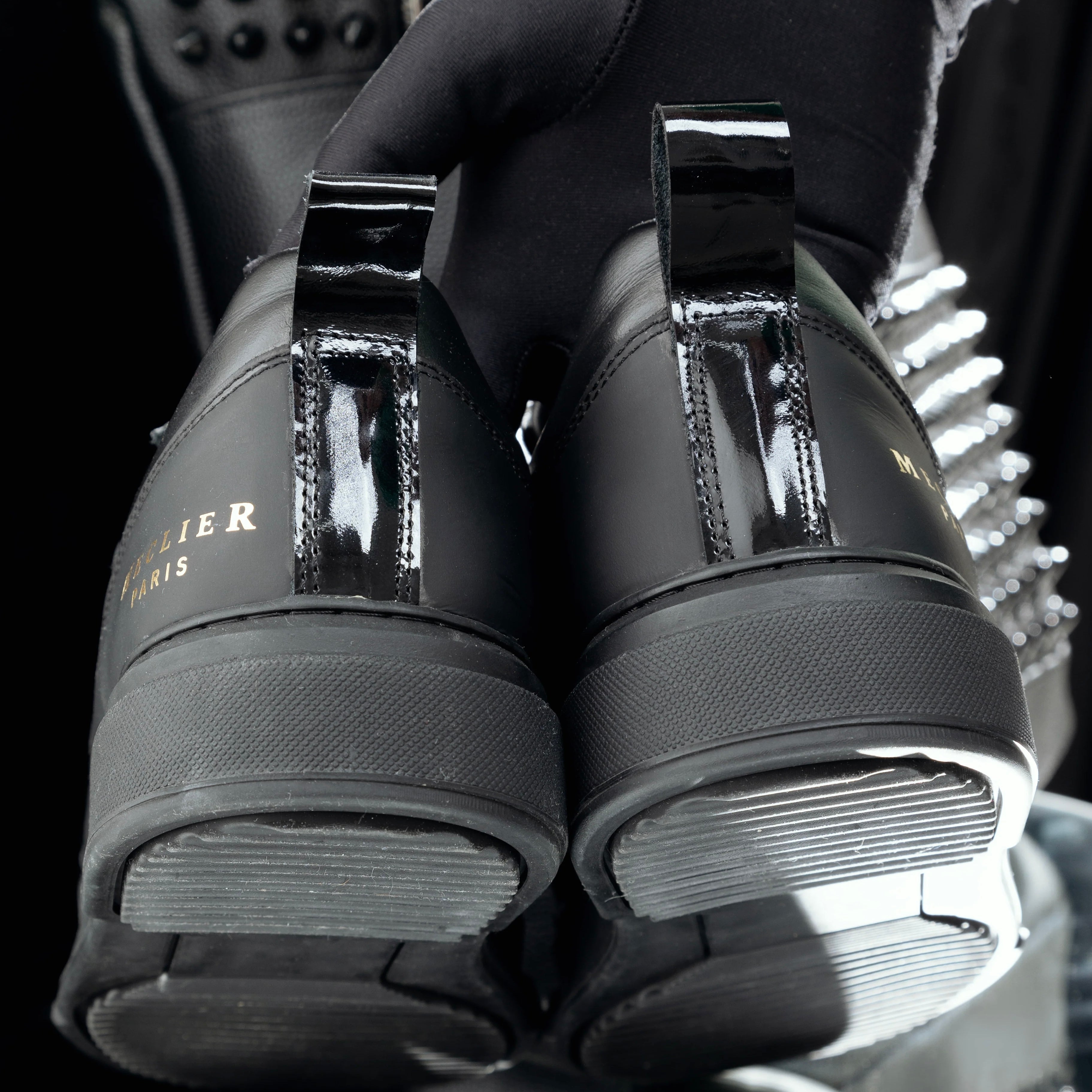 ZAPATOS MECLIER GLOSH VIPER NEGRO DORADO