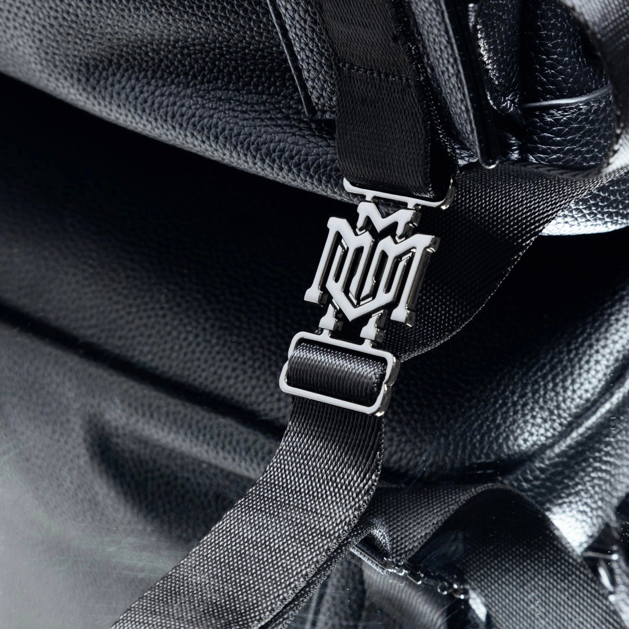 BLACKPACK MECLIER TACHE NEGRO