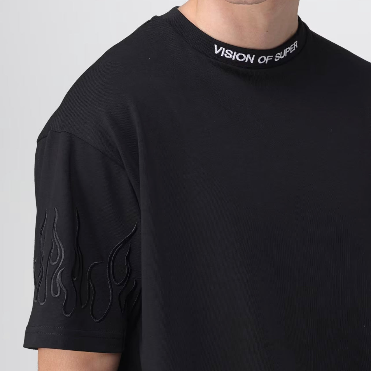 CAMISETA VISION OF SUPER BLACK