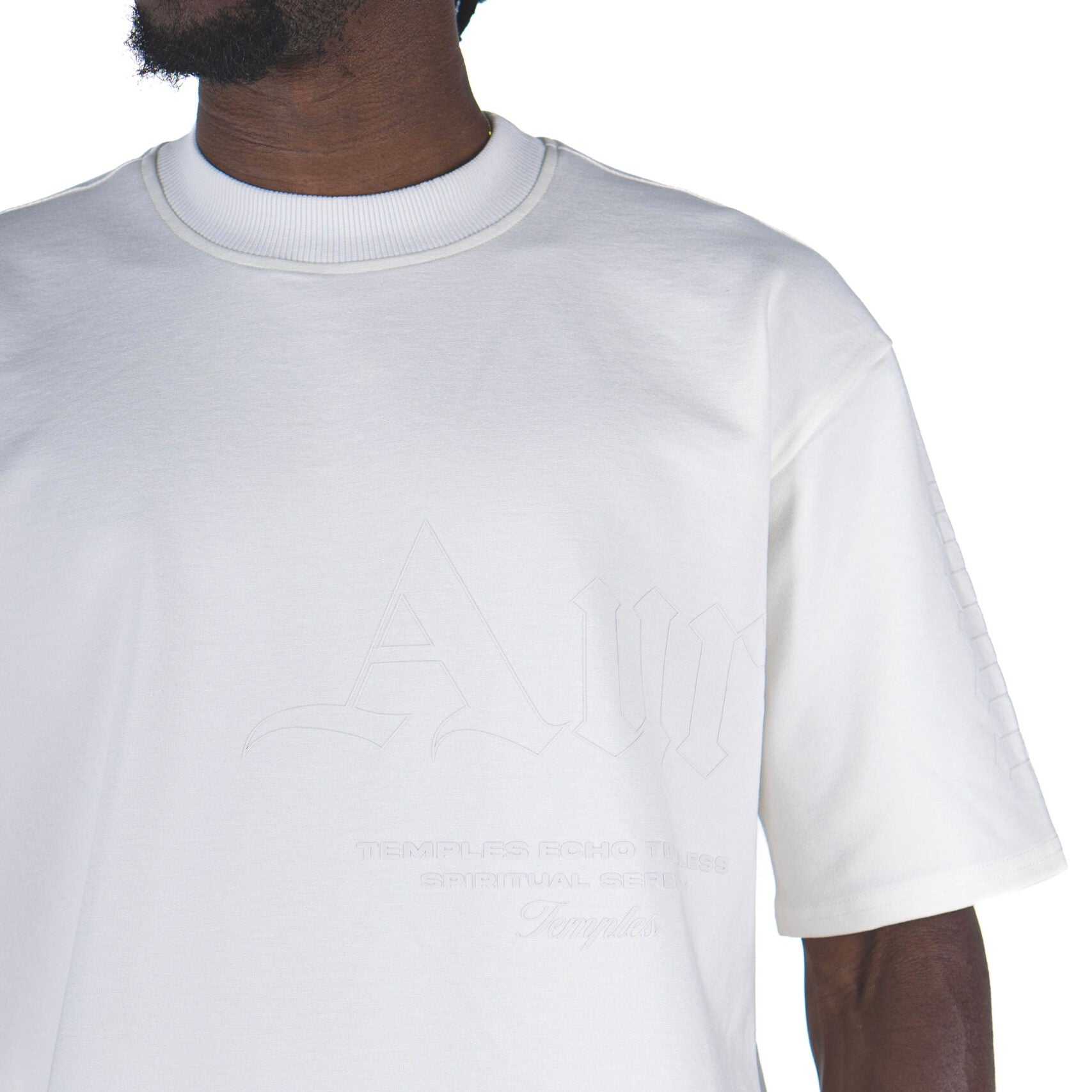 CAMISETA AURUM GOTHIC WHITE ON WHITE
