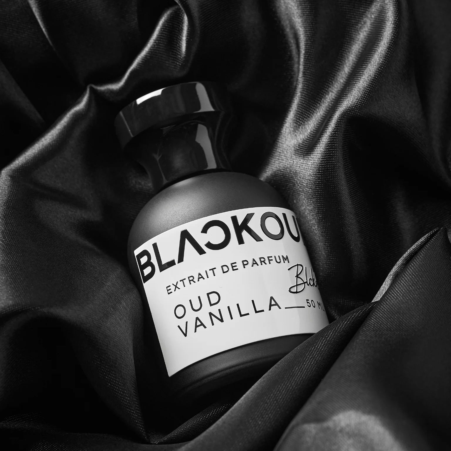 PERFUME BLACKOUD OUD VAINILLA