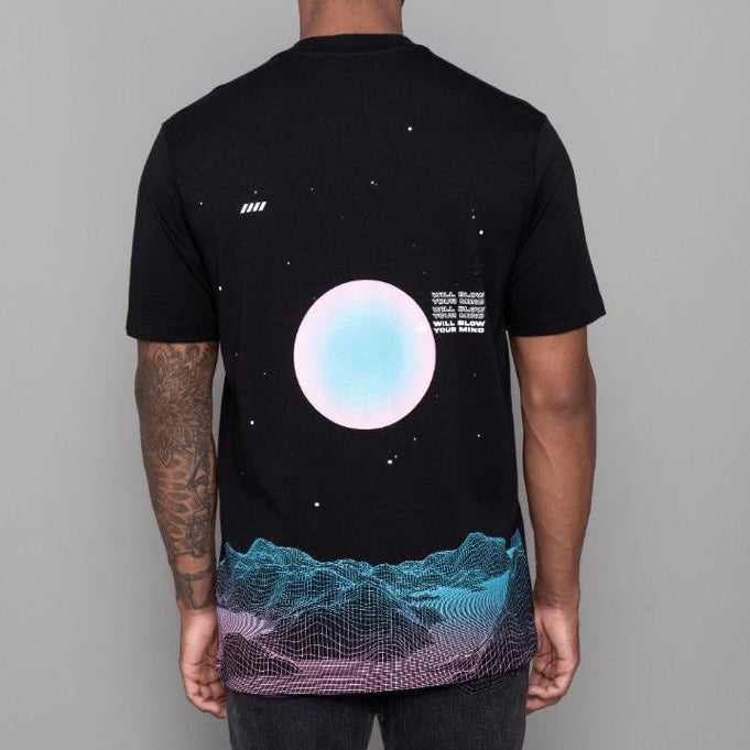 CAMISETA NEGRA BLOW UP METAVERSO