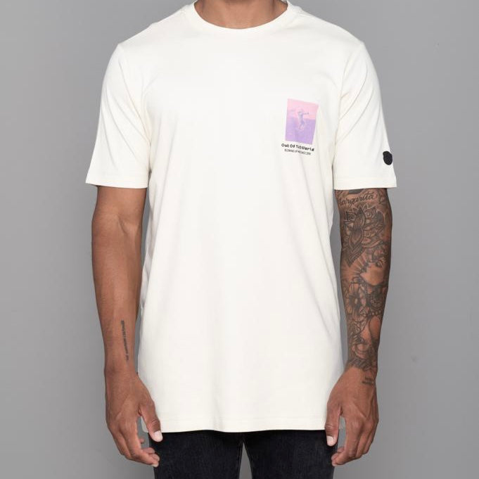 CAMISETA BLOW UP OUT OFF THIS WORLD