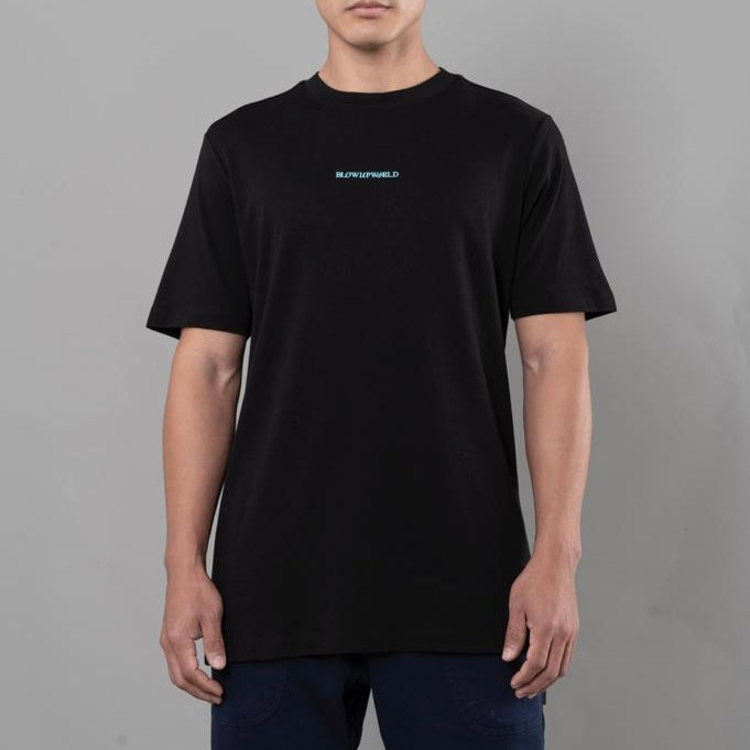 CAMISETA BLOW UP WORLD