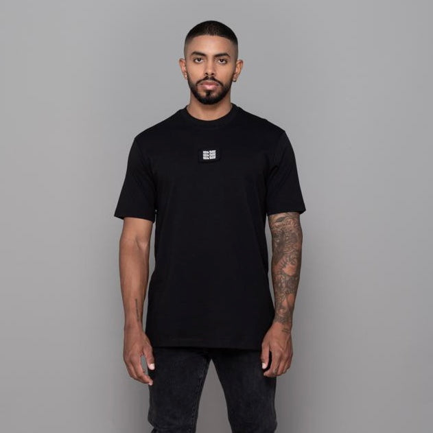 CAMISETA NEGRA BLOW UP METAVERSO