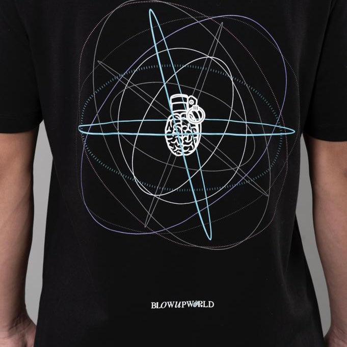 CAMISETA BLOW UP WORLD