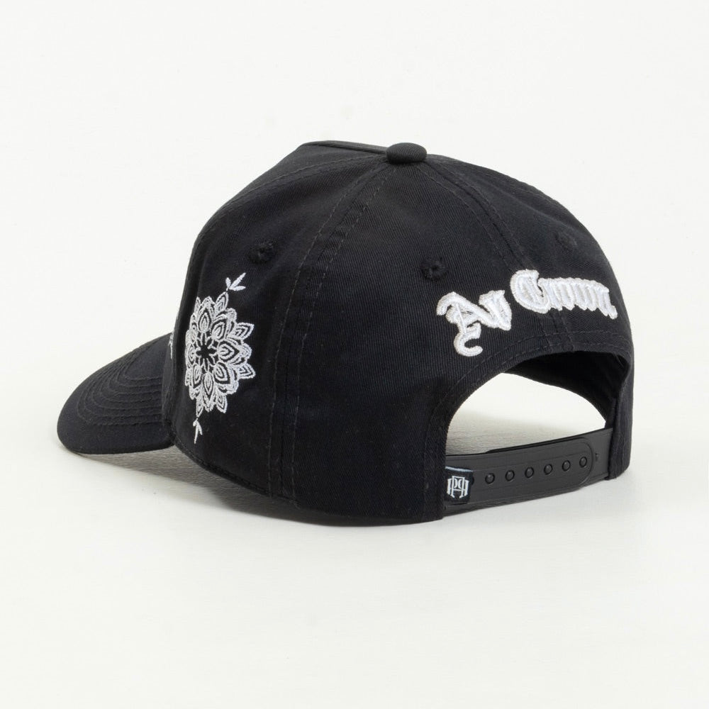 GORRA AP CROWN SANSKRIT BLACK