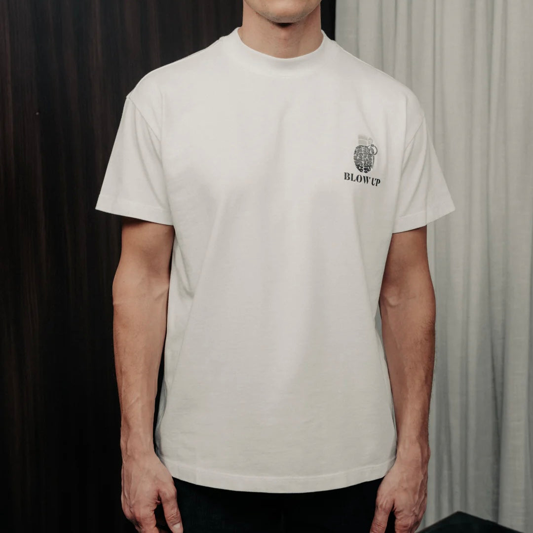 CAMISETA BLOW UP GRANADA BORDADA BLANCA
