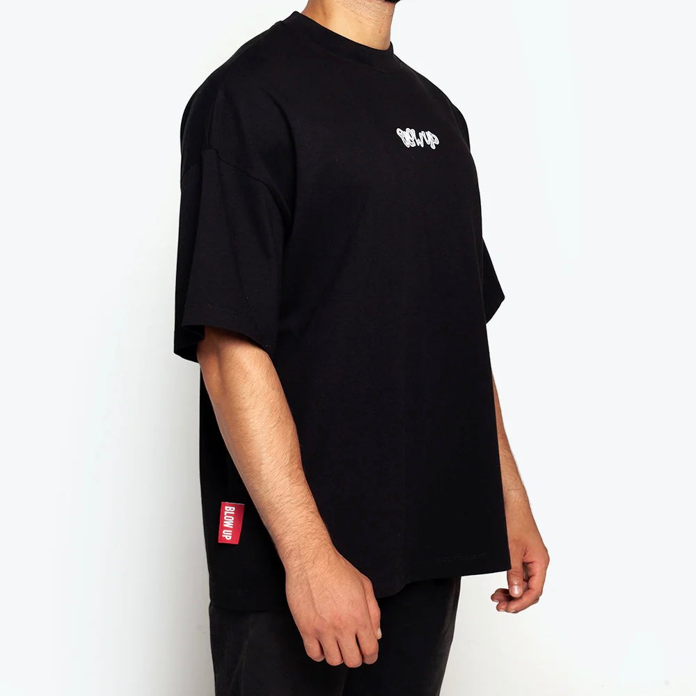 CAMISETA BLOW UP OVERSIZED NEGRA LINEAS