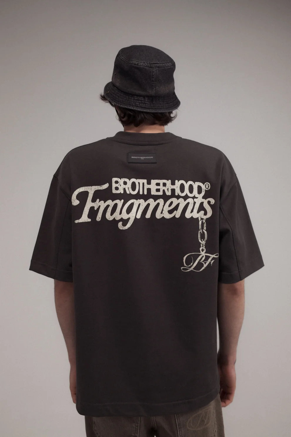 CAMISETA BROTHERHOOD CHAIN OVERSIZED GRAY
