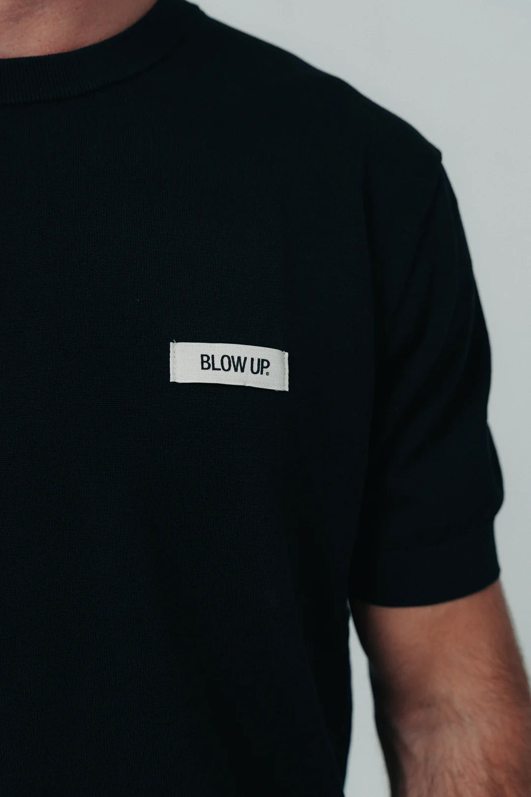 CAMISETA BLOW UP BLACK KNITTED