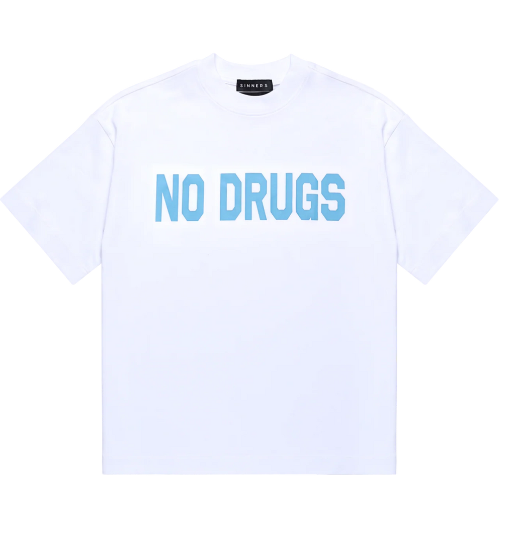 CAMISETA SINNERS NO DRUGS WHITE