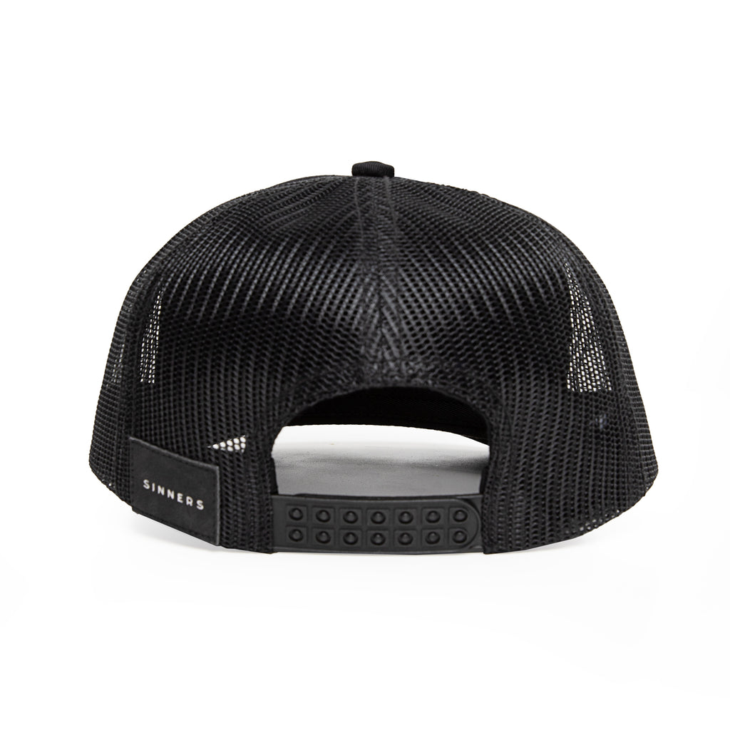 GORRA SINNERS NOT A NARCO BLACK/WHITE