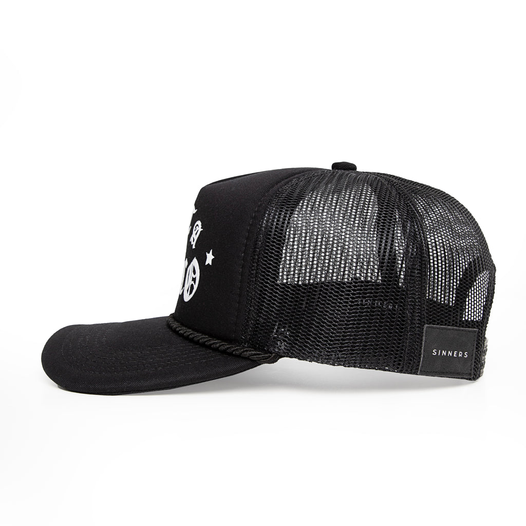 GORRA SINNERS NOT A NARCO BLACK/WHITE