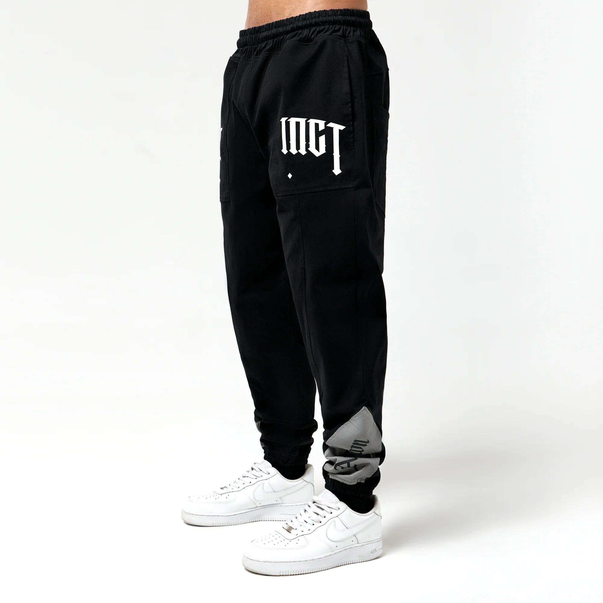 PANTALÓN AP CROWN UNCON