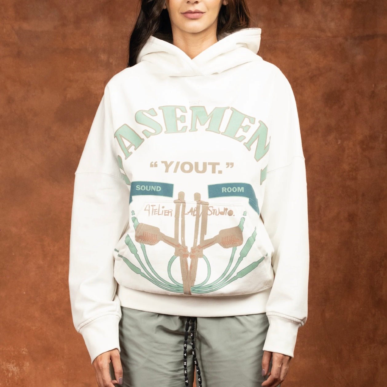 BUZO Y - OUT MUJER MC - Superiority