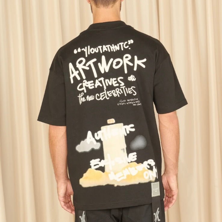 CAMISETA Y - OUT THE DOOR - Superiority