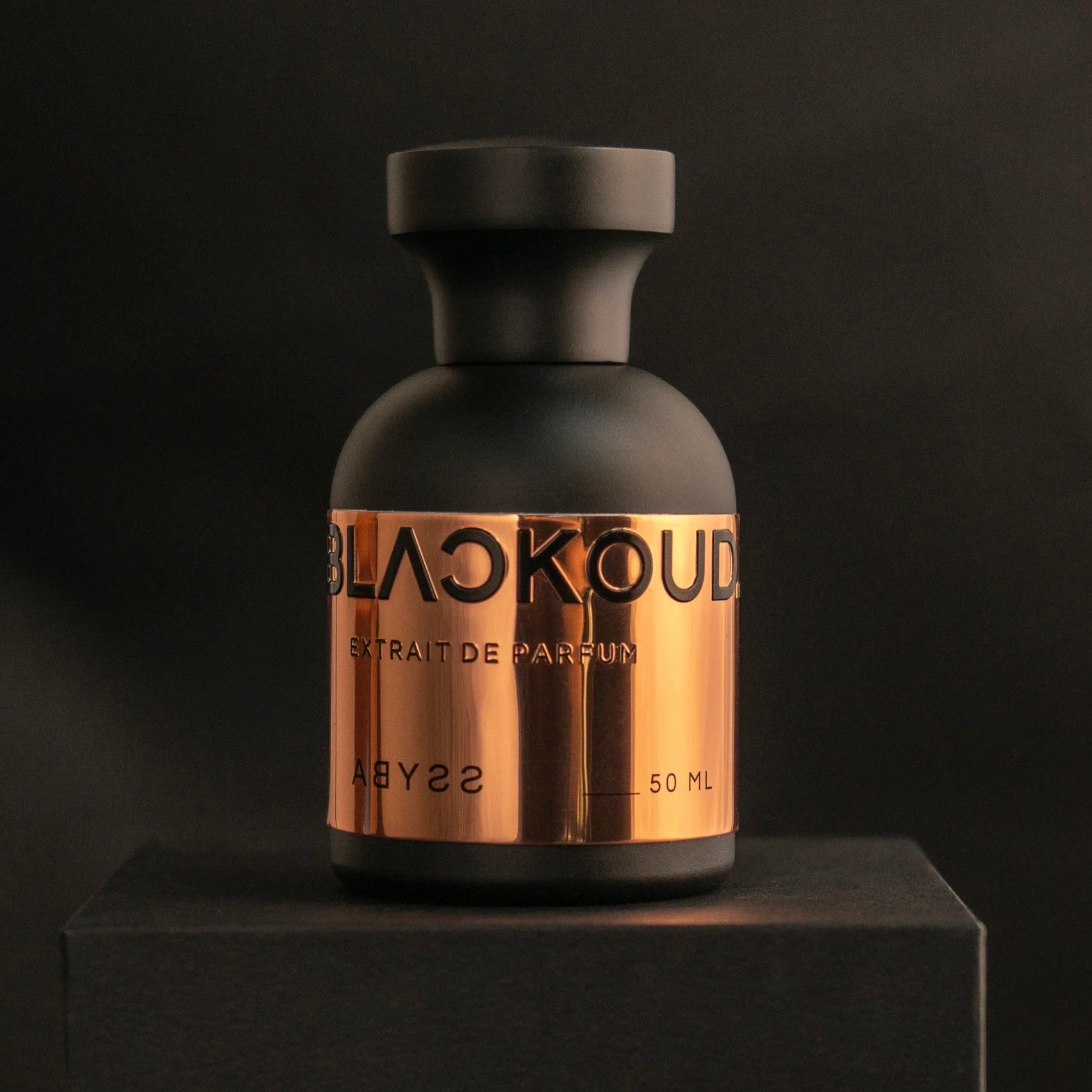 PERFUME BLACKOUD ABYSS - Superiority